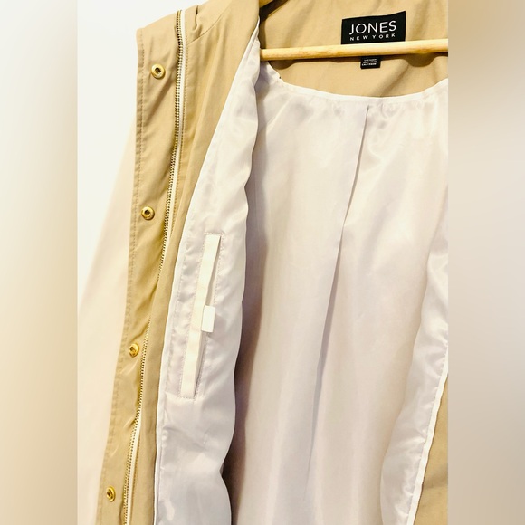 *Host Pick* Jones NY Trenchcoat Hood Raincoat Jacket Gold Zipper A-line Parka - Picture 12 of 14